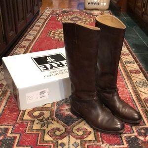 Frye Boots Lindsay Plate